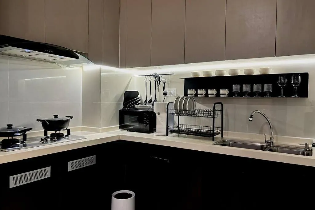 Dooga Ins-Cocohouse L17 Seaview Projector 1-6 Pax Apartment Johor Bahru
