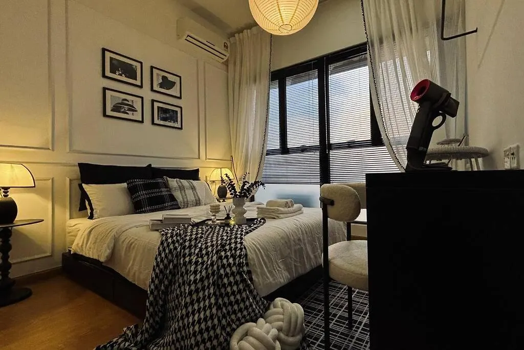 Dooga Ins-Cocohouse L17 Seaview Projector 1-6 Pax Apartment Johor Bahru Malaysia